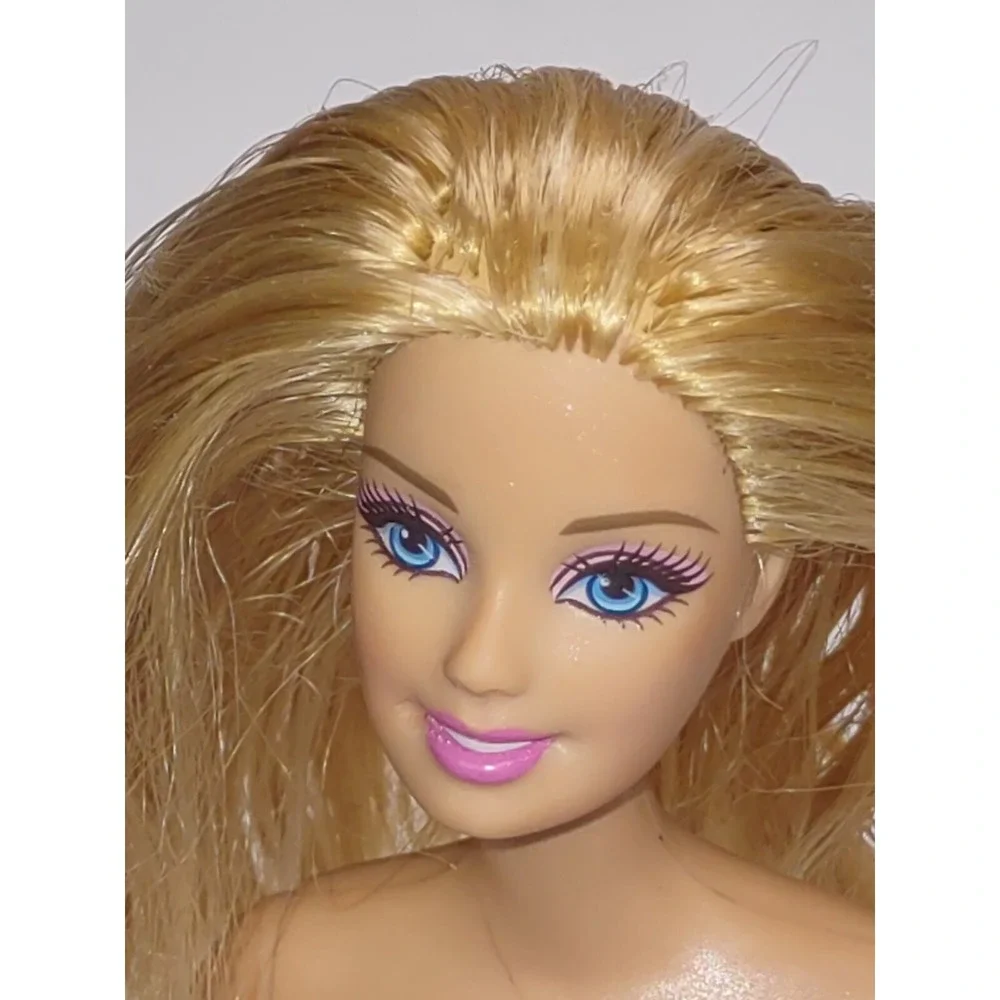 Mattel Barbie Caucasian Blonde Hair Blue Eyes  Nude Doll BHBLE2